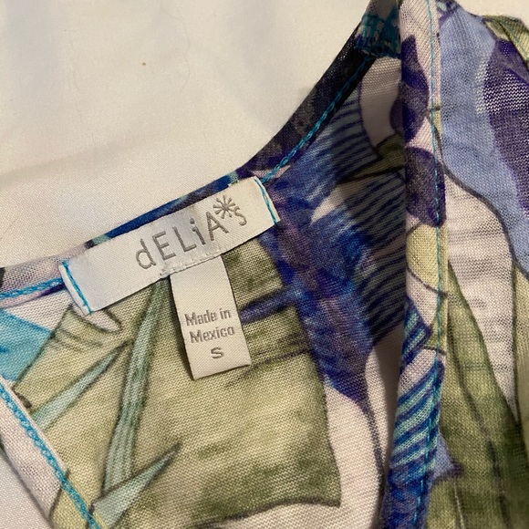 Floral Dress with Back Cut Out - Picture 3 of 3